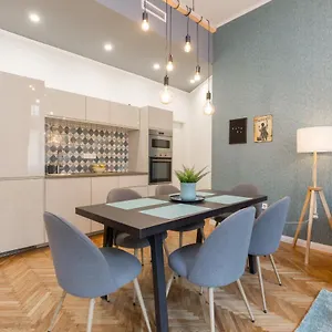 Royal Ferenciek Appartamento Budapest